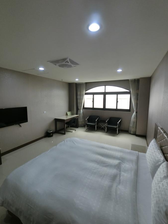Hotel 雲林斗六福爾摩莎大飯店 Exteriér fotografie